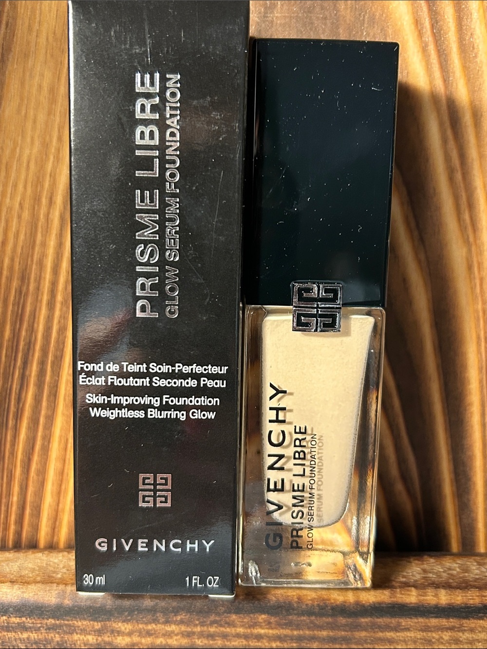 Givenchy Prisme Libre Glow Serum Foundation – Black cap with Light Beige bottle